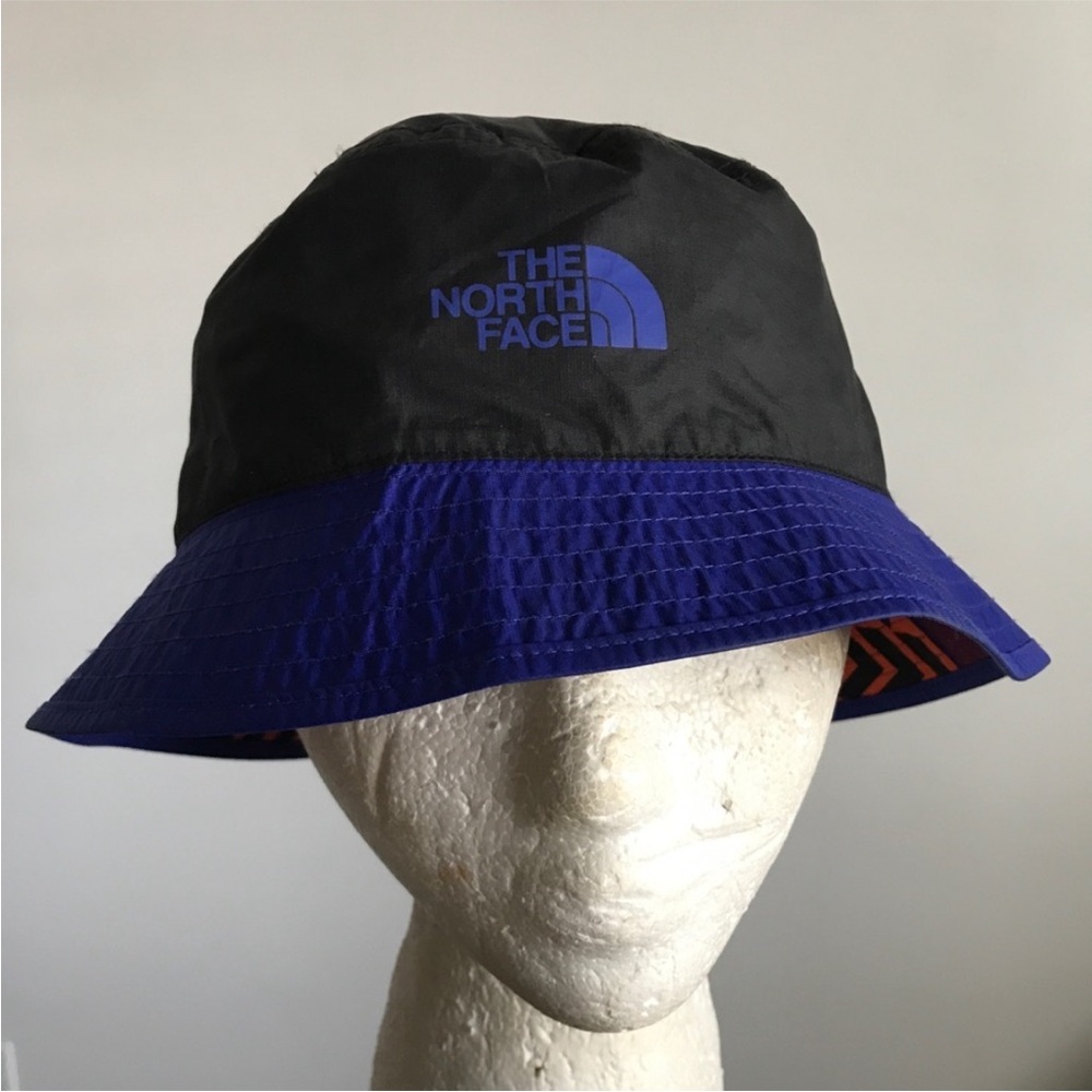 THE NORTH FACE REVERSIBLE BUCKET HAT ADULT